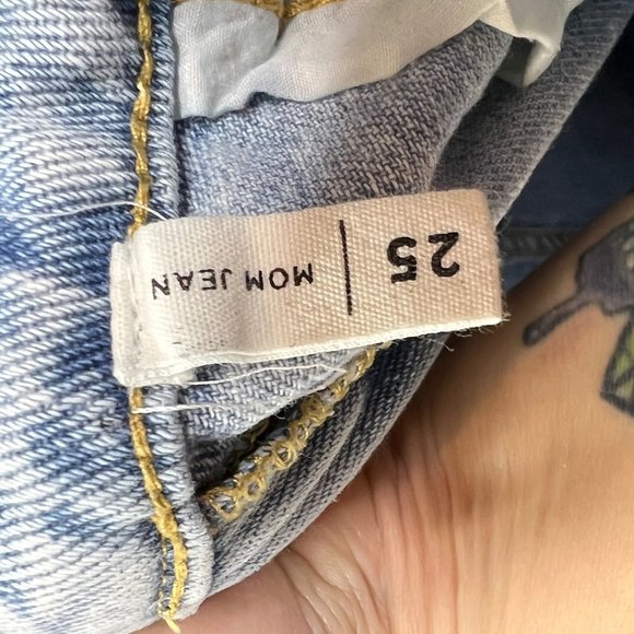 Pacsun Mom Jeans High Rise Light Wash Size 25 - Picture 11 of 12
